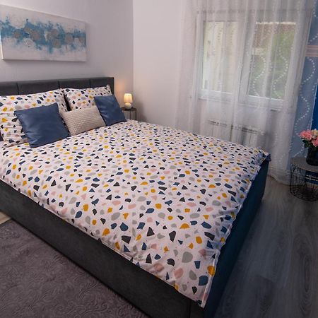 Apartman Point Pula Zewnętrze zdjęcie