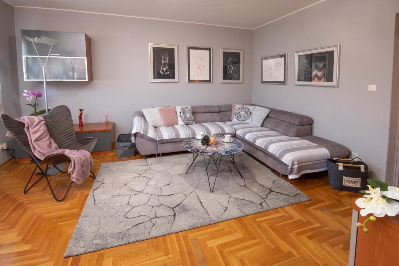 Apartman Point Pula Zewnętrze zdjęcie