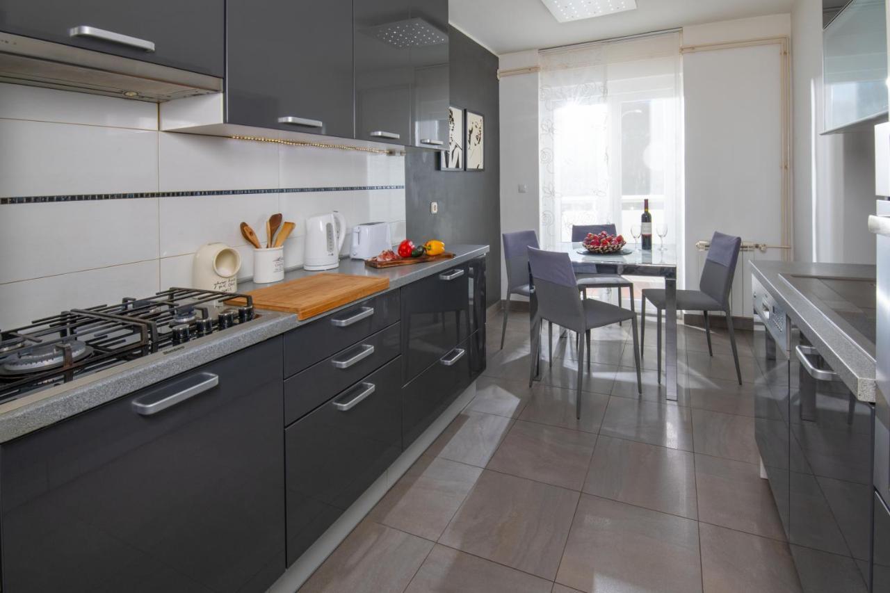 Apartman Point Pula Zewnętrze zdjęcie