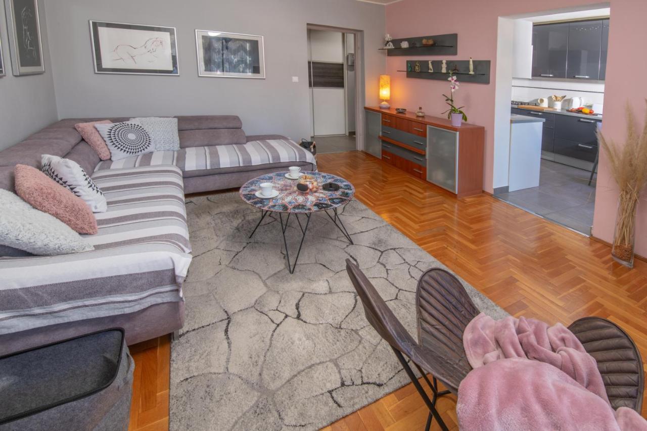 Apartman Point Pula Zewnętrze zdjęcie