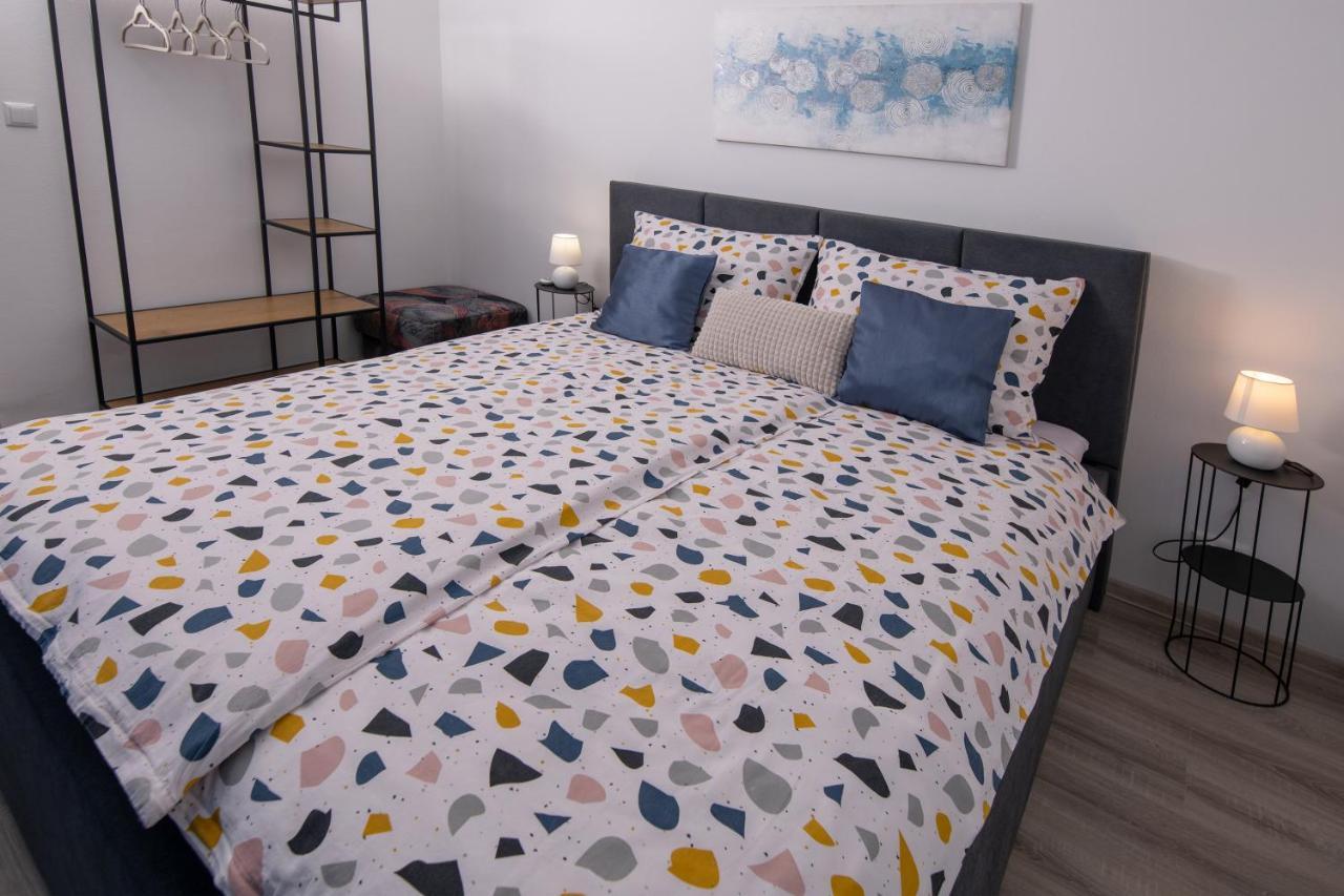 Apartman Point Pula Zewnętrze zdjęcie